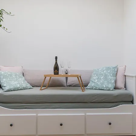 The Cosy Corner Cz *